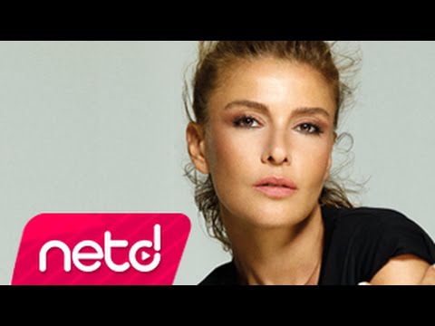 Gülben Ergen ft. Bora Duran –  Kalbimi Koydum Dinle – Video Dinle