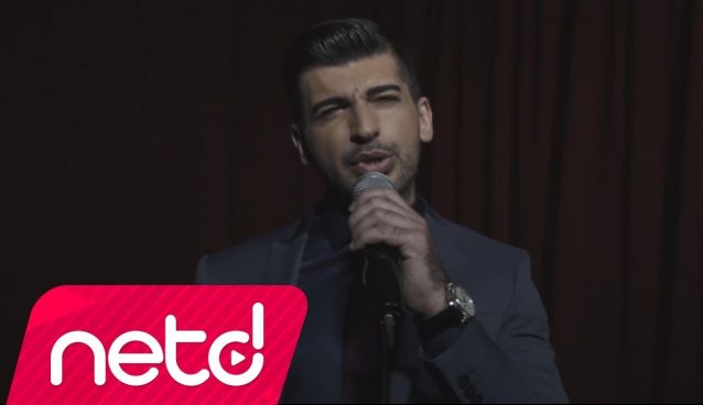Kalust Şalcıoğlu – Açsana Kapıyı Dinle – Video Dinle