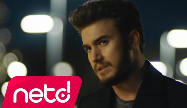 Mustafa Ceceli – Geçti O Günler Dinle – Video Dinle