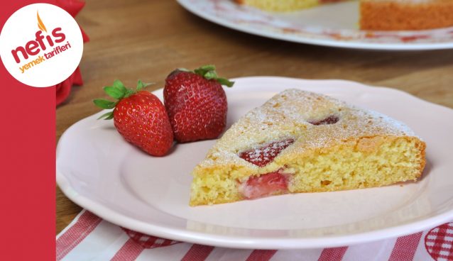 Kolay Çilekli Kek Tarifi | Meyveli Kek Nasıl Yapılır?