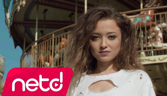 Pınar Süer – Pamuk Şeker Dinle – Video Dinle